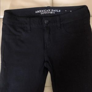 American Eagle black stretchy jeggings!